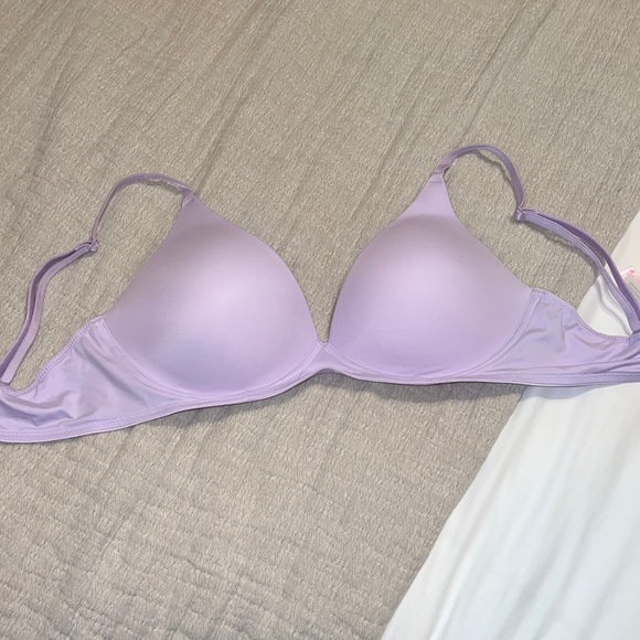 PINK Victoria Secret Bra - Picture 1 of 2